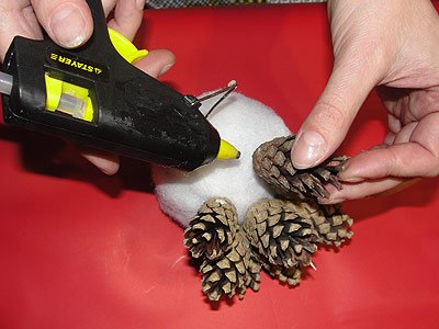 Новогодние украшения: делаем с детьми