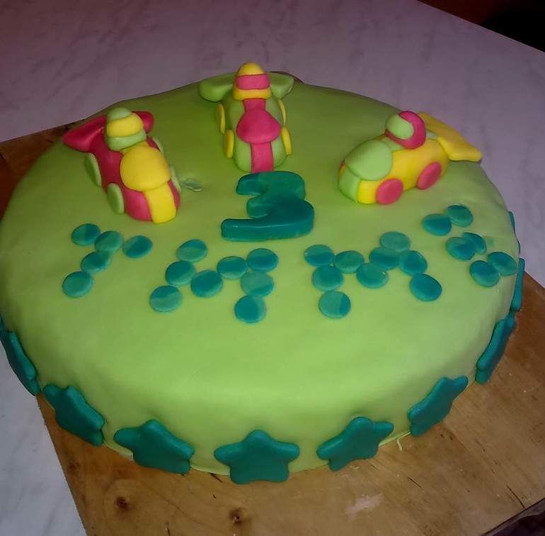 Мой первый мастичный торт!