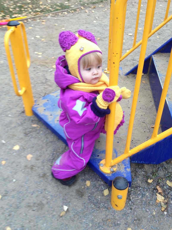 Шапочки  моей дочурки!!