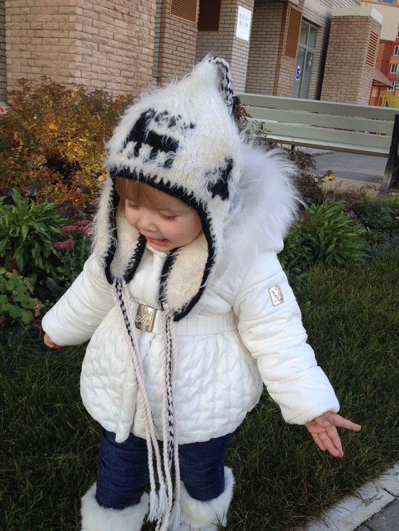 Шапочки  моей дочурки!!