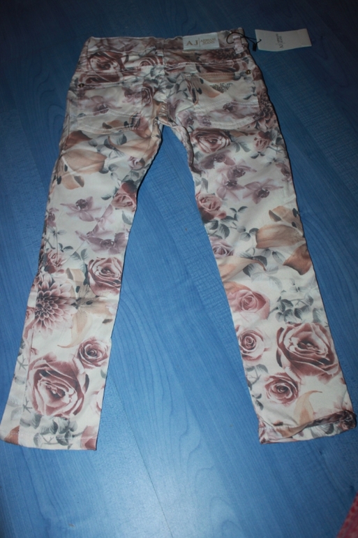 Для модных девчонок в наличии, размер можно заказать другие ))