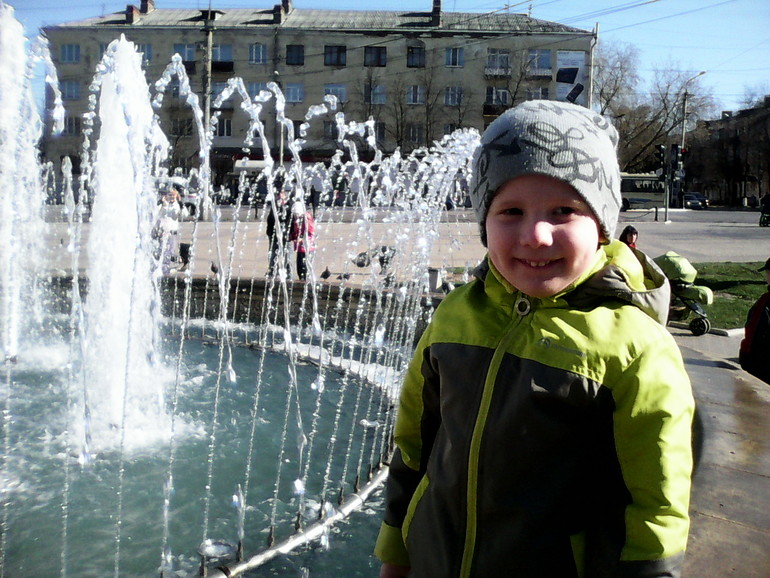 Погода была ужасная)))