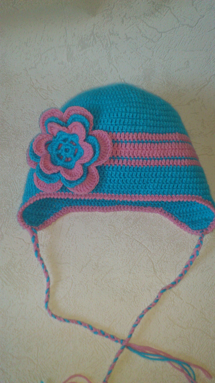 Яркая шапочка на весну.