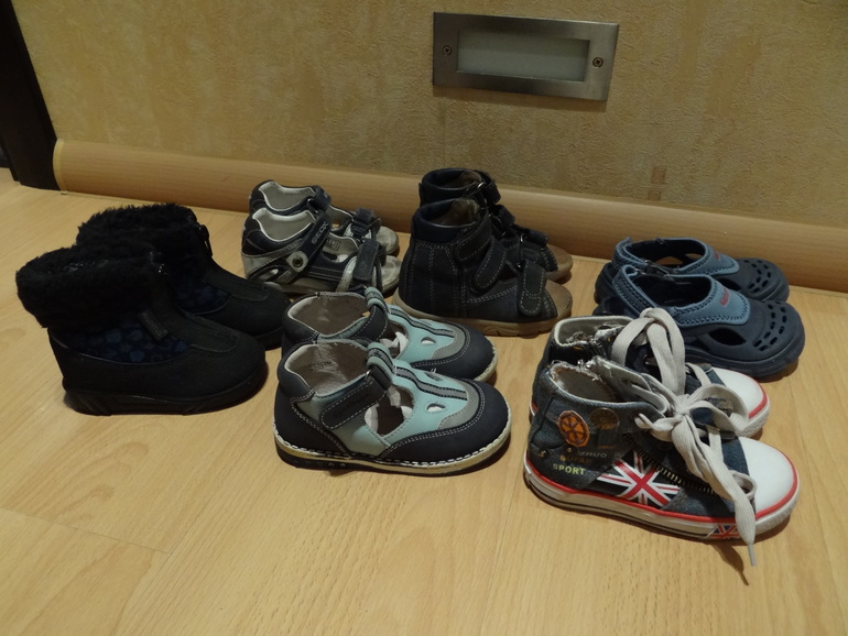 При разборе шкафа...