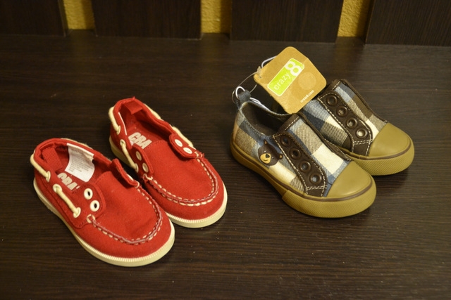 Обувь(сандалики, кроссовки, полуботинки, сапожки) от 18 - 23р-р. Дешево!!!