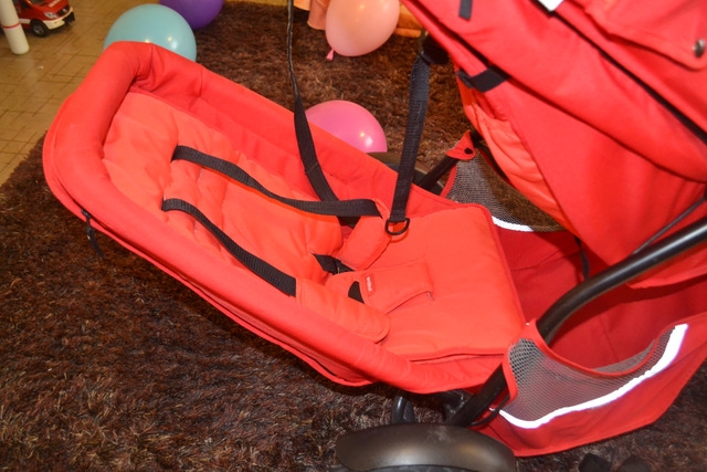 Продаем нашу любимую Phil and Teds Dash.