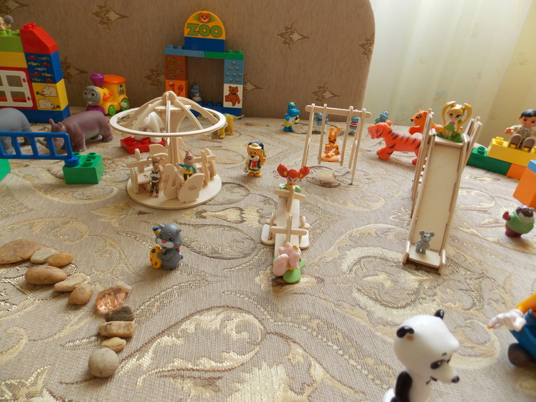 Городок на диване (3,6)