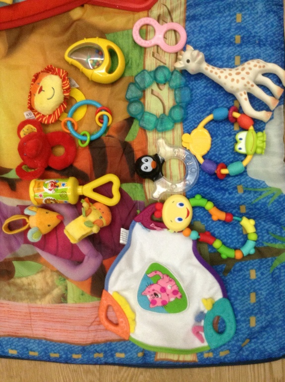 Наши первые игрушки(от 0 и до 4 мес)