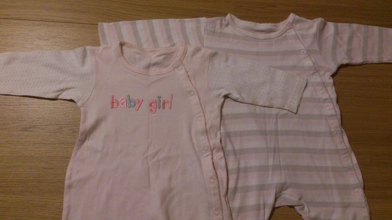 одежда для девочек до года