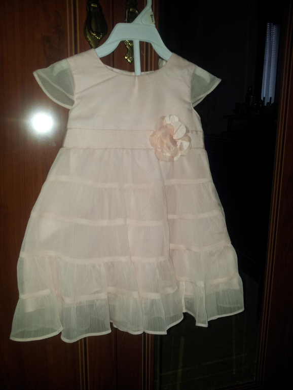 Новое платье 3-6 мес.400 р.
