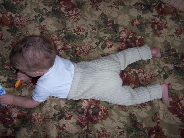 Компонент 3-й систем естественного пеленания - шерстяные пеленальные штанишки