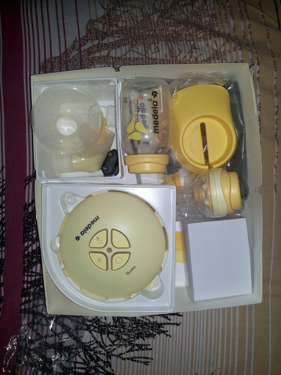 Сегодня наконецто собрала молокоотсос в коробку))))