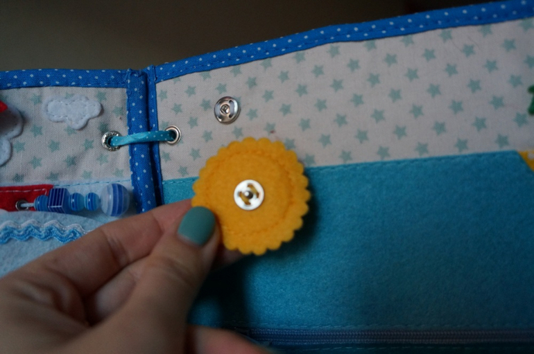 Развивающая книжка для сынишки. Первый опыт!