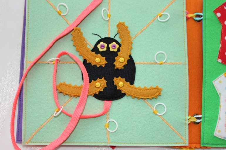 Развивающая книжка.