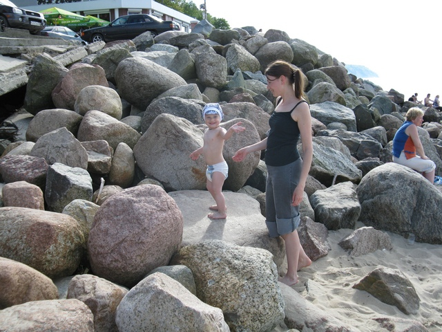 Светлогорск в мае с сыном год и 9 месяцев