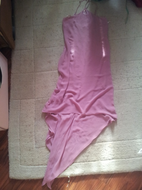 платье красивое бу 1раз