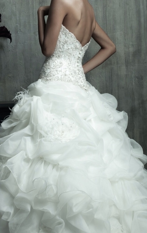 Продаю свадебное платье.