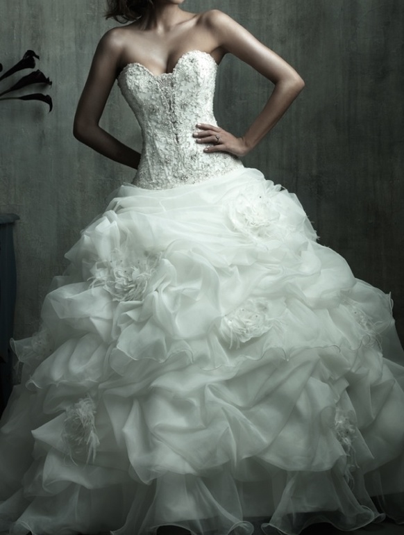 Продаю свадебное платье.