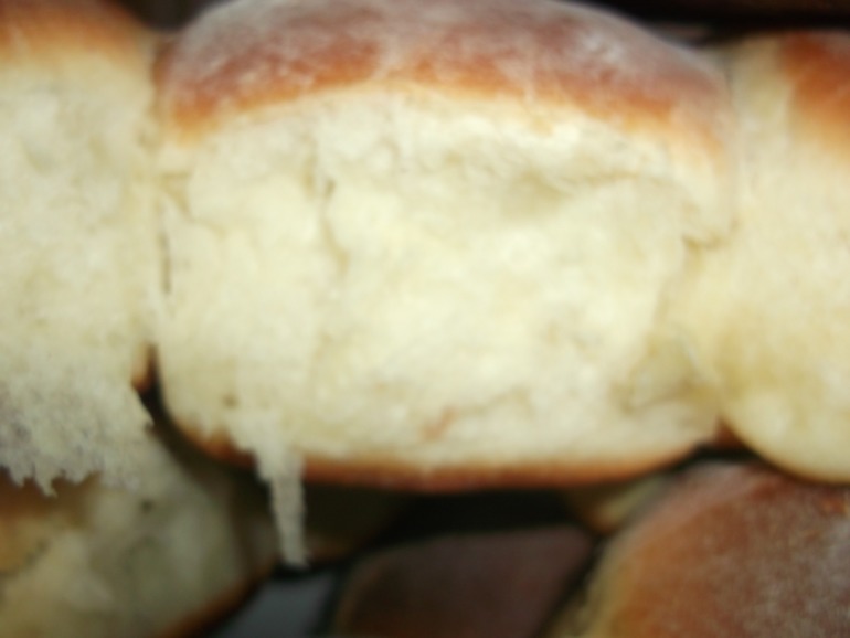 пекла булочки с начинкой!