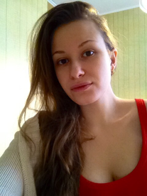 Ну и я туда же) Сколько мне лет?всем СПАСИБО за добрые слова))