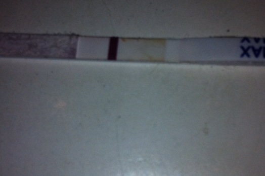 Почему реагентят мои тесты? У кого так было