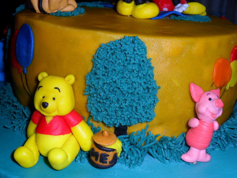 Любимому крестнику тортик на 2 годика!!! Покритикуйте!!!