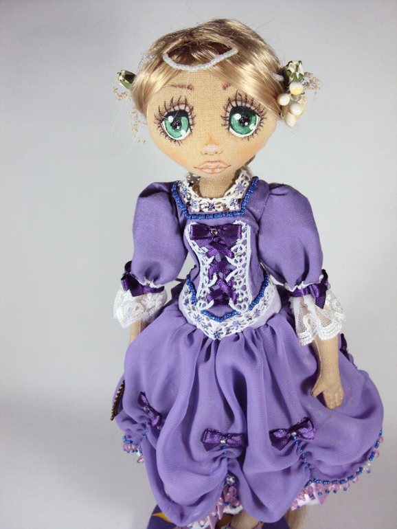 Коллекционная текстильная кукла