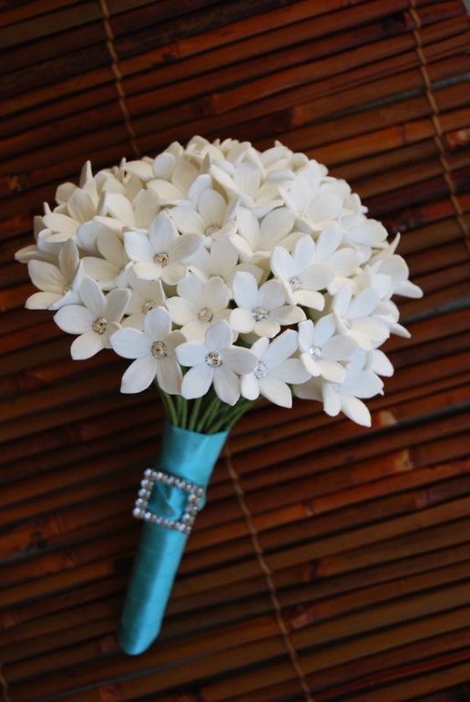 Свадебные аксессуары, украшения, букетики из японской глины!