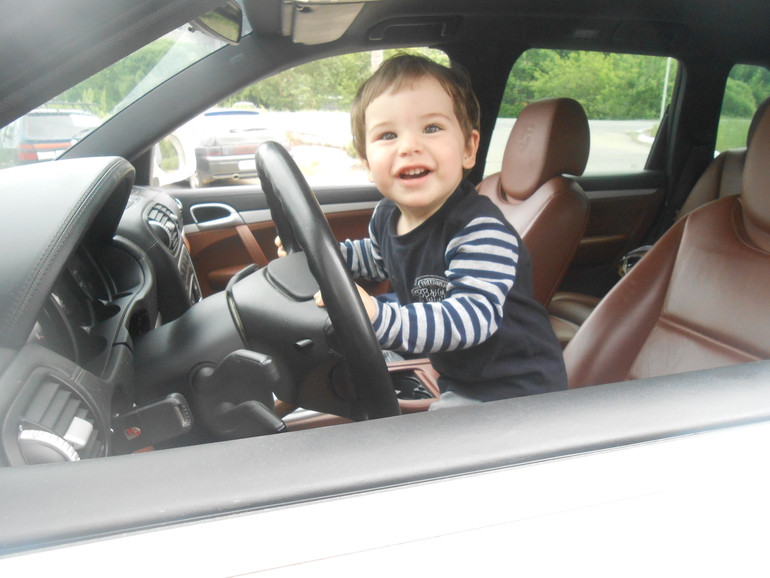 Хроника после года))