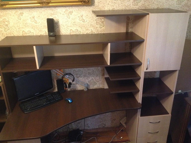 Продам уголок школьника за 4000