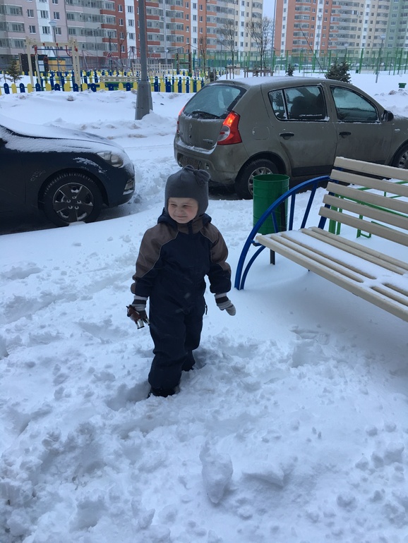 Жарят купаты