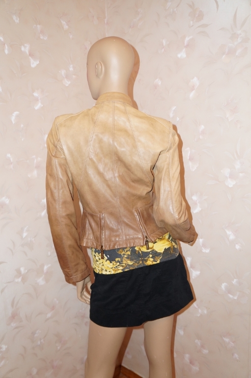 Пальто Calvin Klein и TOMASO STEFANELLI ,куртки и кожа.