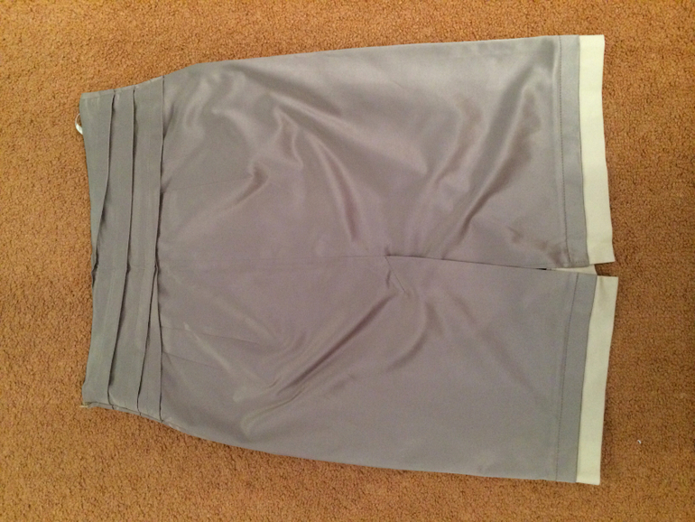 Продам летние юбочки и пиджачки, все 1000 рублей