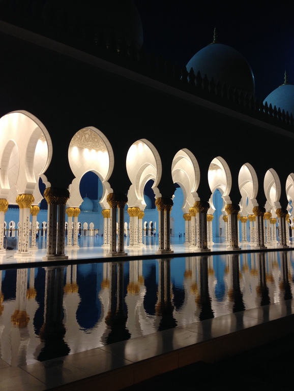 Абу-Даби и немного Дубая