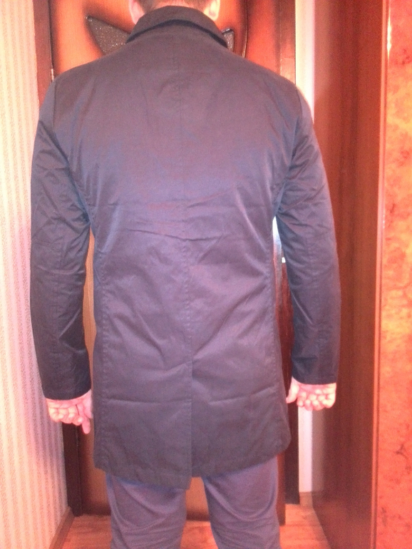 Хвасты МУЖ И ЖЕН ТРИКОТАЖ VARGAS!ЖЕН И МУЖ ПУХИ,КУРТКИ PLAXA.СУМКИ