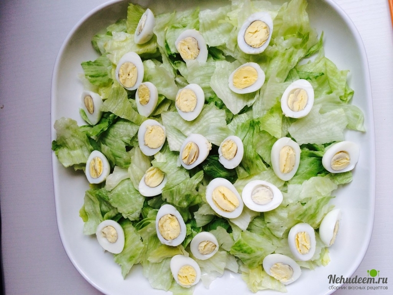 Салат с тунцом