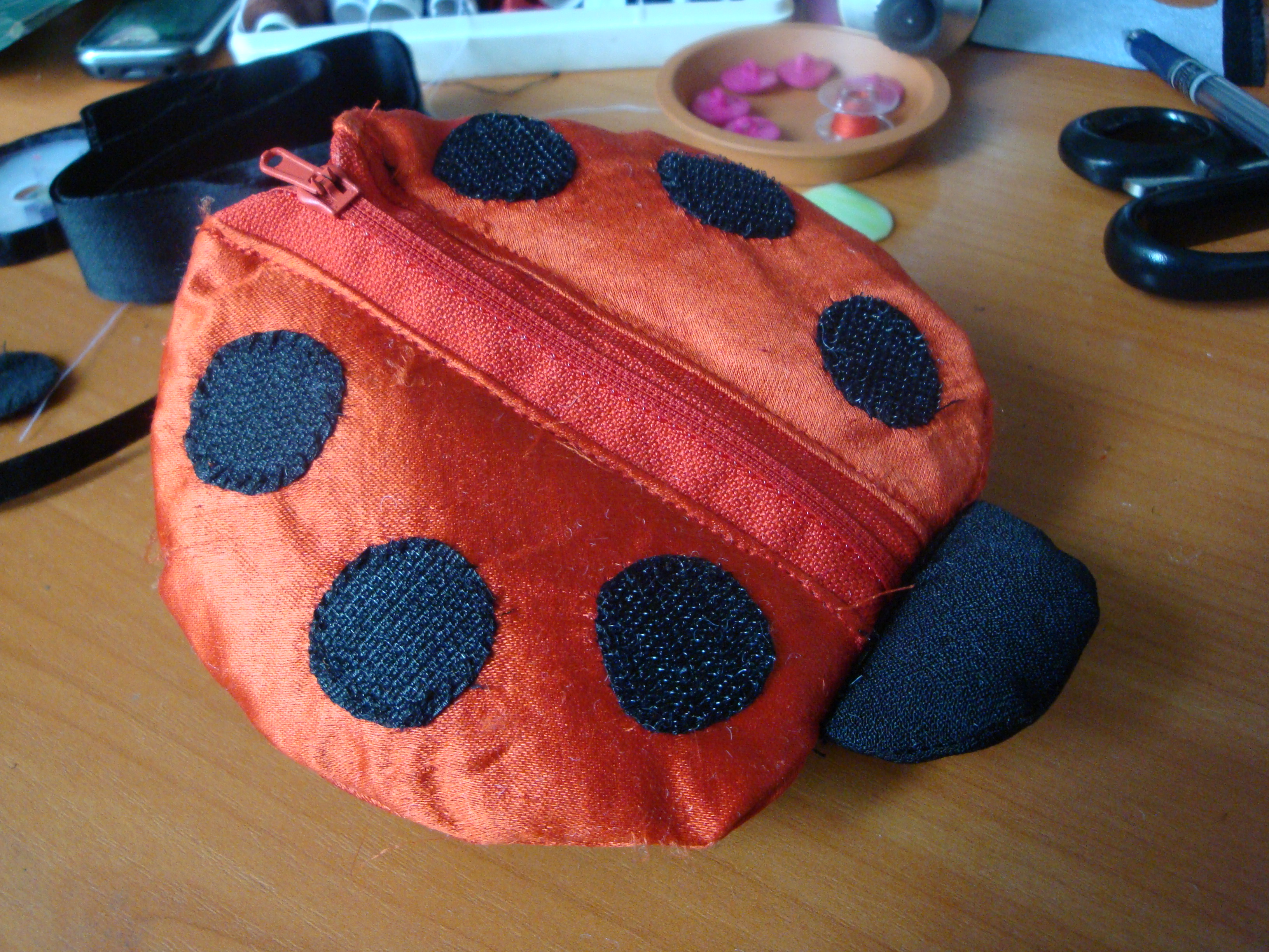 МК развивающей игрушки "Божья коровка" (ооочень много фото!)