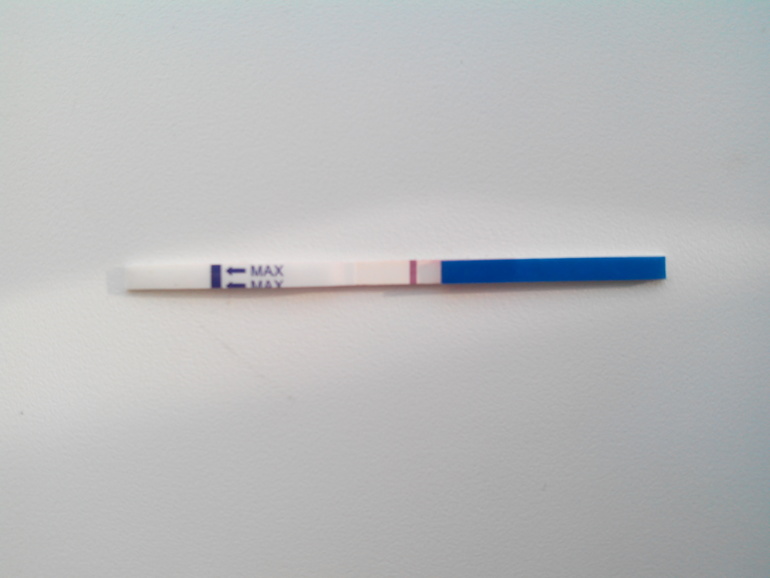 девочки, затемните, пожалуйста:)есть там что?