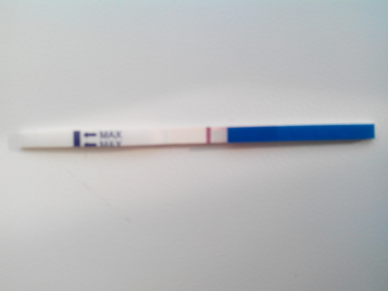 девочки, затемните, пожалуйста:)есть там что?