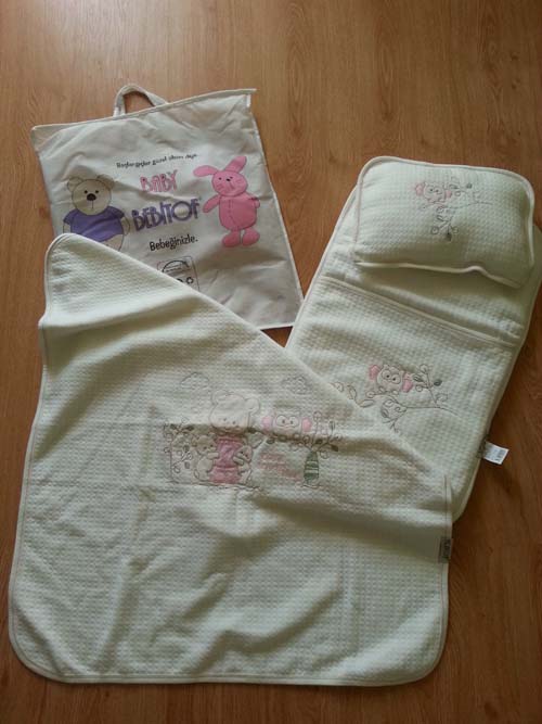 опытные мамы, помогите:)