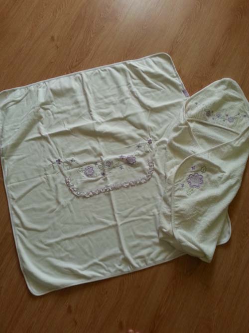 опытные мамы, помогите:)