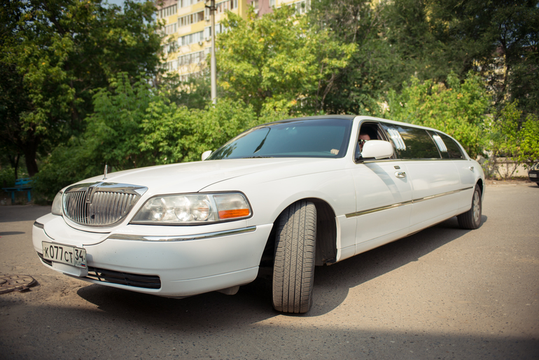 Долгожданная выписка из роддома)
