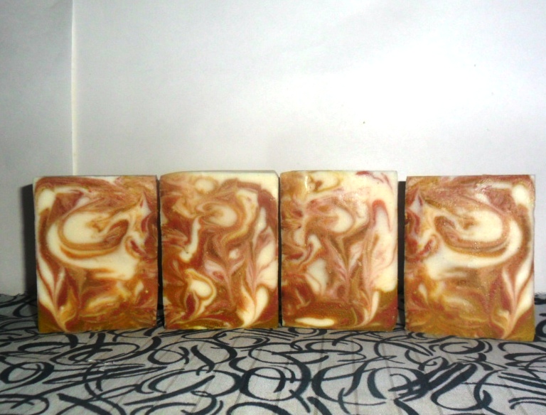 Мыло натуральное с протеинами шелка