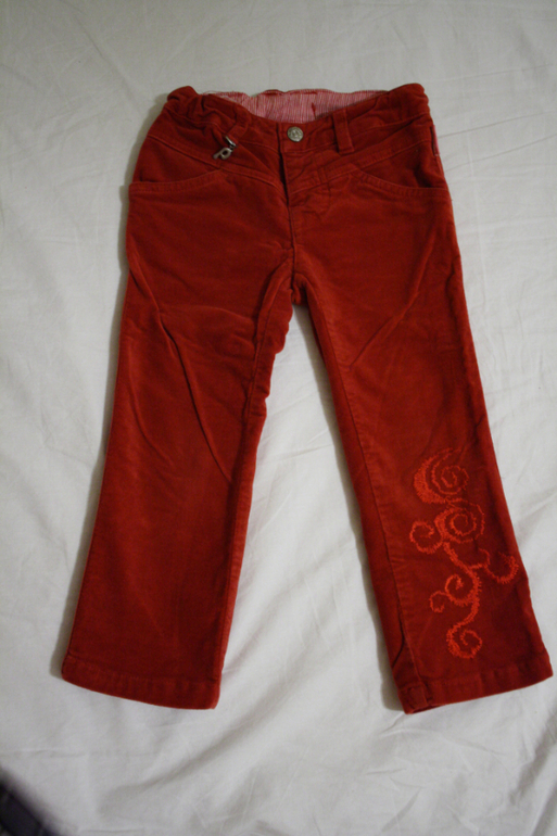 Девочка 1-3 года. Нарядные и повседневные платья, сарафаны, одежда для сада от 200 руб. Много всего,