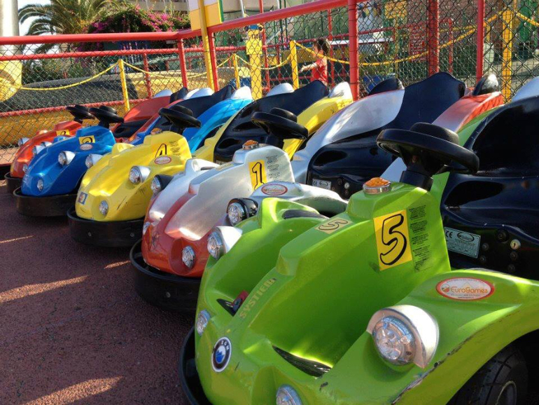 Лушее место для отдыха с малышами - Испания, маленькое море.