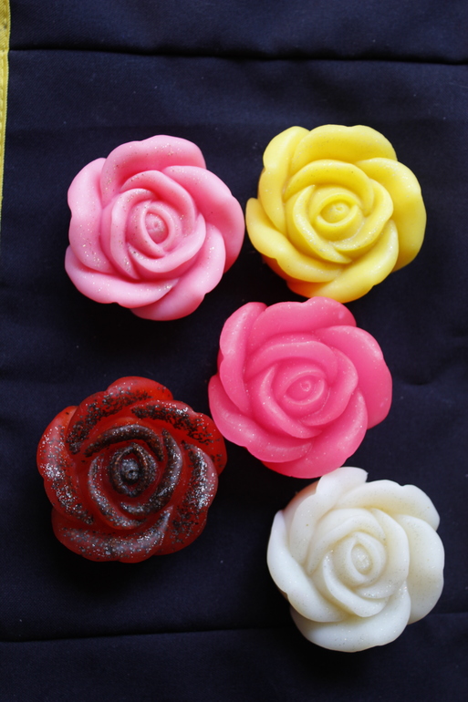 Здравствуйте девочки-мыловарочки!