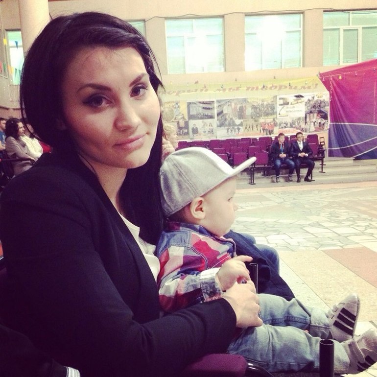 Очень люблю своего сыночку Димасика))