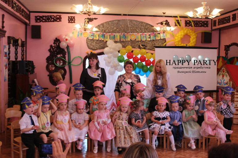 Оформила выпускной в МАДОУ №99 Томск)