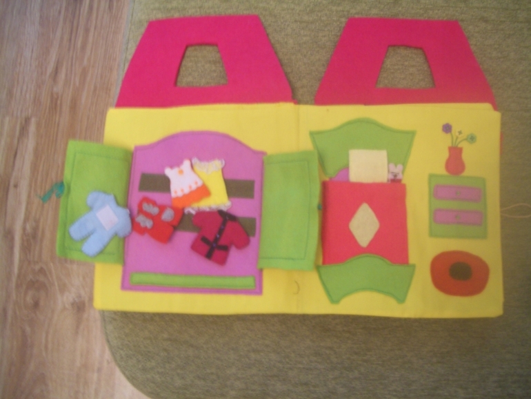 Великолепная игрушка для ребенка. Делюсь впечатлениями и координатами рукодельницы.