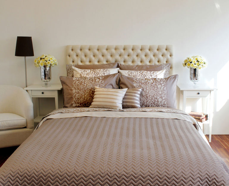 Текстиль для маленькой спальни! Выбор и помощь зала!